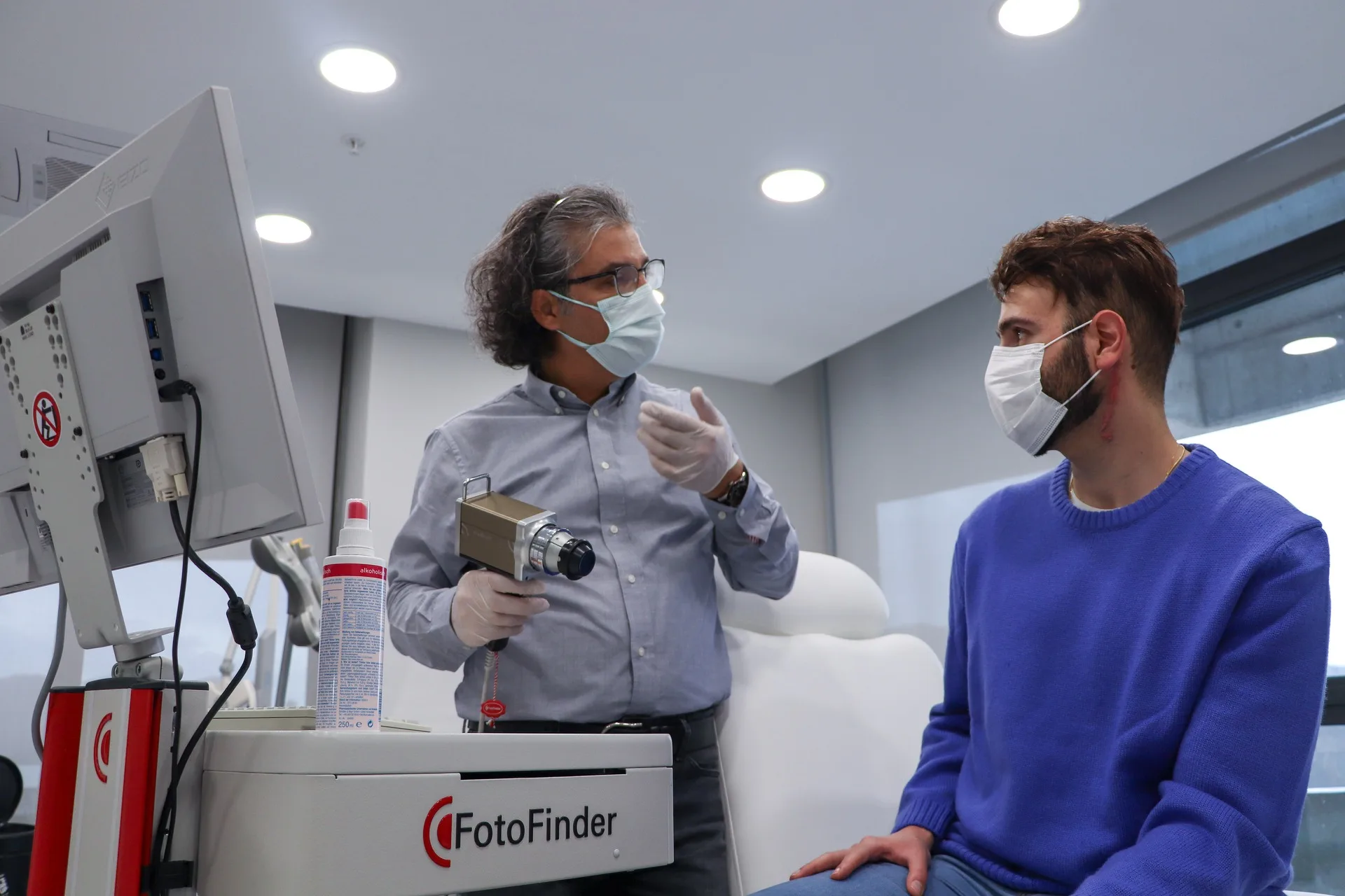 DR CIVAS